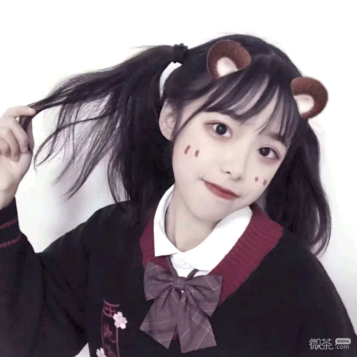 微信成熟长发女生头像