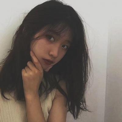 经典复古的微信港风女生头像