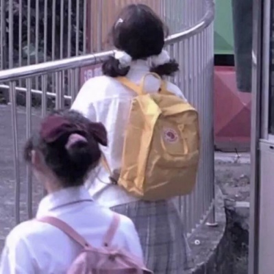 一对两张的微信唯美闺蜜背影头像