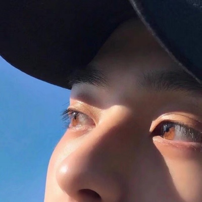 干净好看小清新的微信男生头像