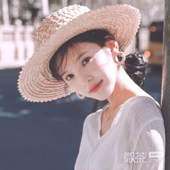酷酷的深沉女生头像
