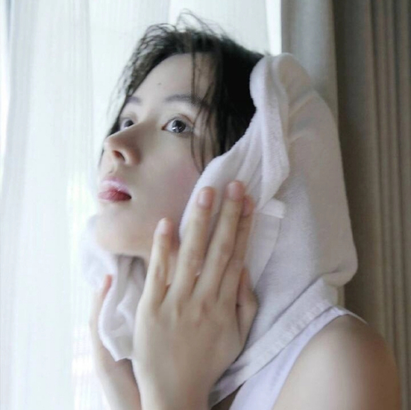 佛系深沉女生头像