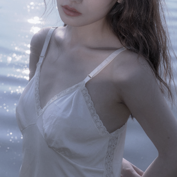 佛系深沉女生头像