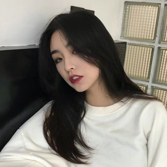 长发激萌女生头像