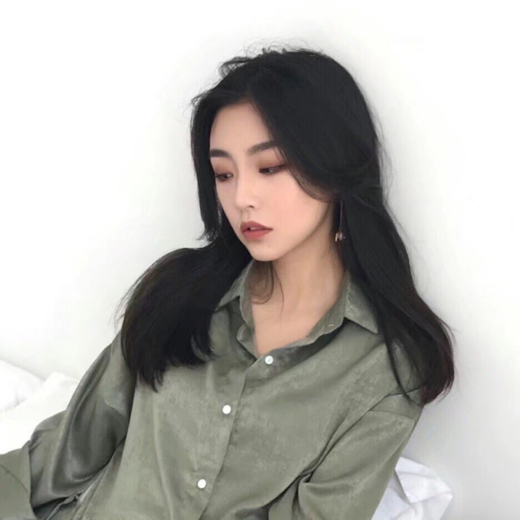 长发激萌女生头像