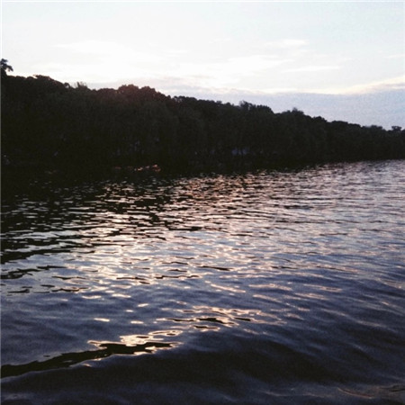 伤感霸气微信朋友圈背景图