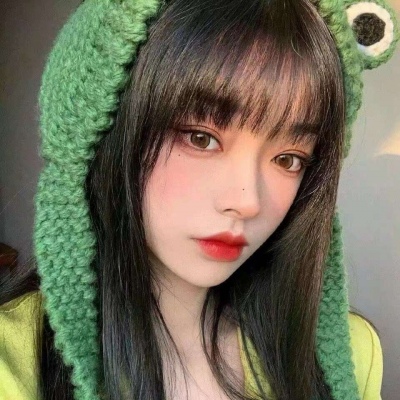 帅气迷人的微信高颜值女生头像