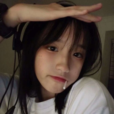 好看颜值高的微信女生头像
