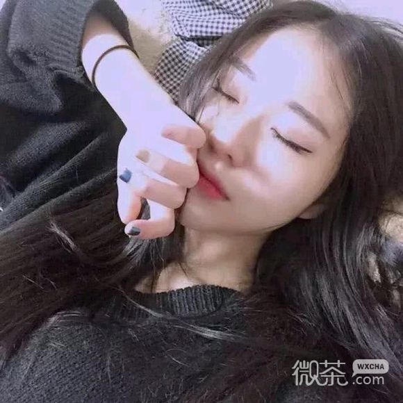 酷酷的性感时尚微信女生头像