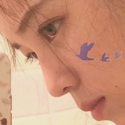 成熟好看的微信时尚女生头像
