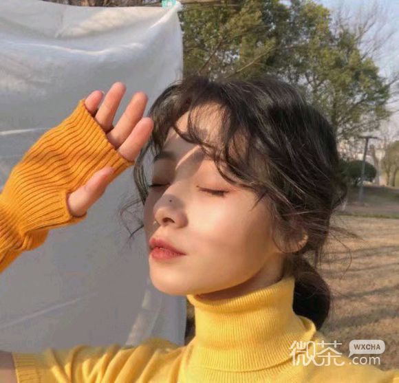 性感洒脱长发女生头像
