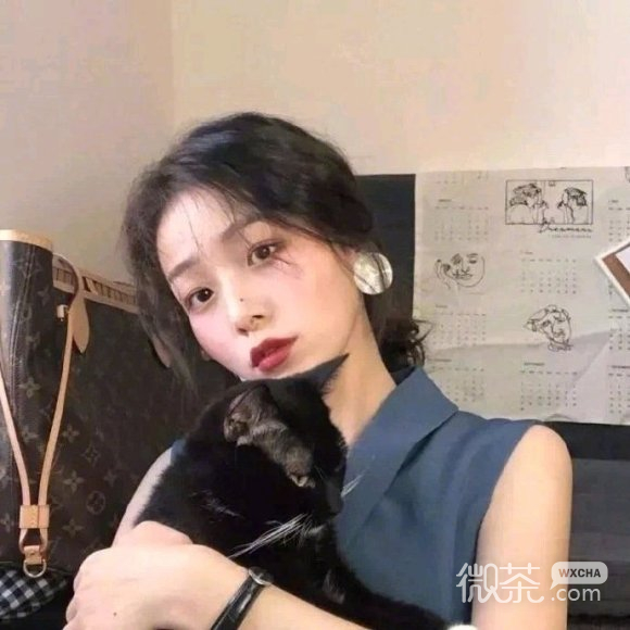 性感洒脱长发女生头像