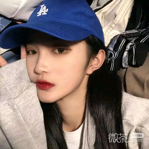 酷酷的性感时尚微信女生头像