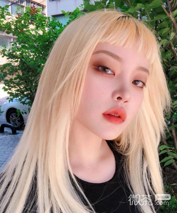 小清新成熟深沉女生头像