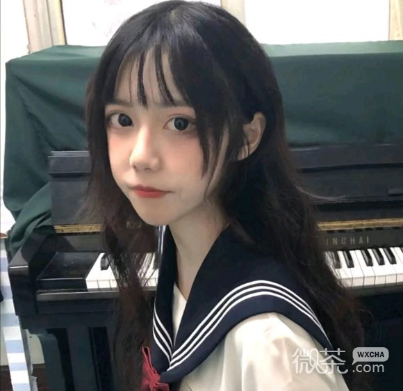 颓废高冷时尚女生头像