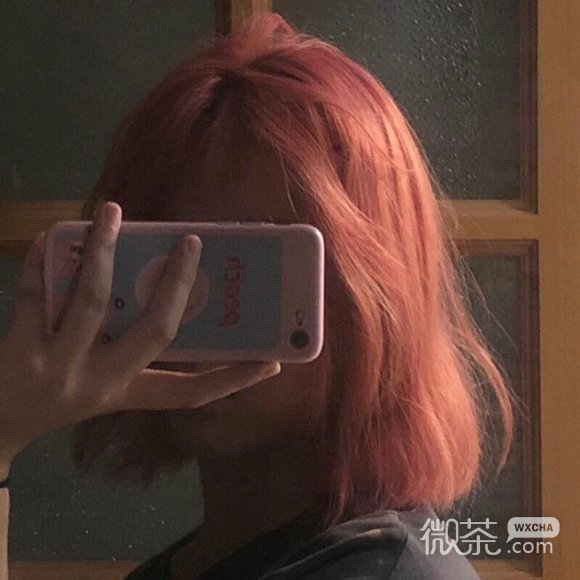 颓废高冷时尚女生头像