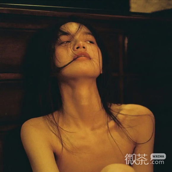 清新可爱长发性感女生头像