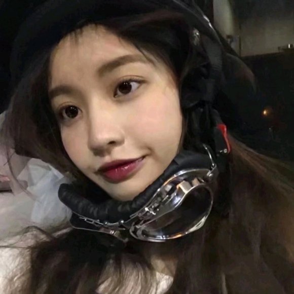 清纯长发漂亮微信女生头像