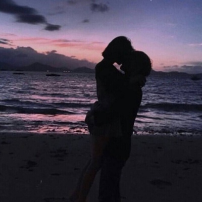 低调好看的微信真人情侣头像