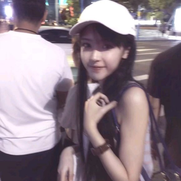 清纯长发漂亮微信女生头像