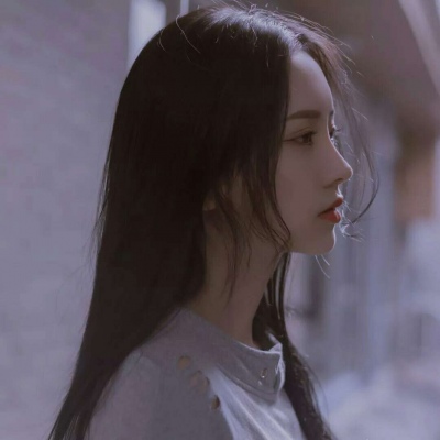 气质好看的微信女生头像