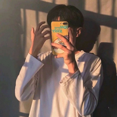 帅气高冷范的微信男生头像合集