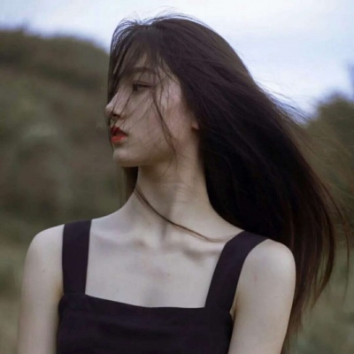 气质好看的微信女生头像
