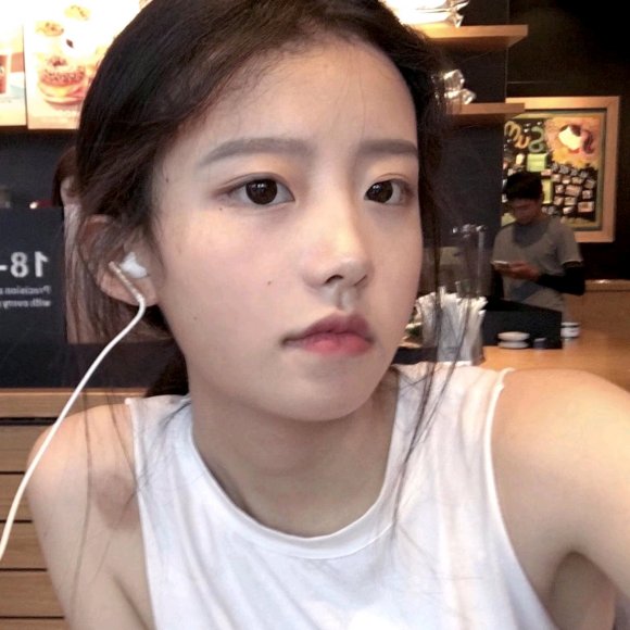 清纯长发漂亮微信女生头像