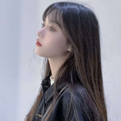 气质好看的微信女生头像
