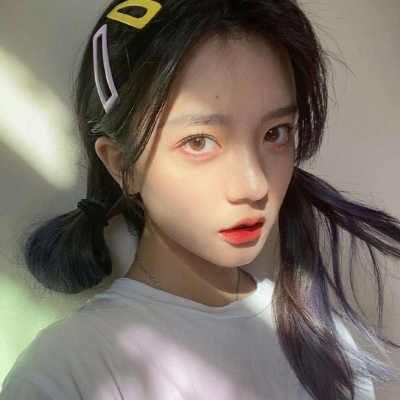温柔颜值高的微信气质女生头像