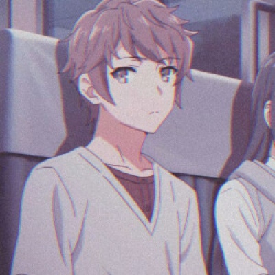 一对两张的樱岛麻衣主题情侣头像