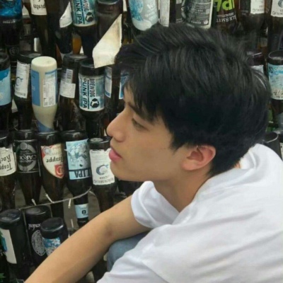 帅气个性的微信鲜肉男生头像