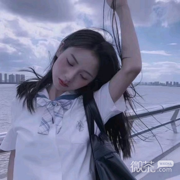 温柔清纯好看的长发微信女生头像
