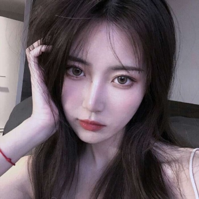 高冷颜值高的微信帅气女生头像