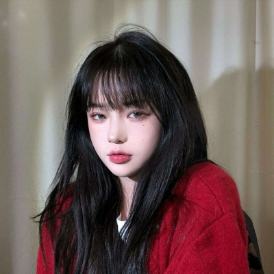 个性好看的微信时尚女生头像