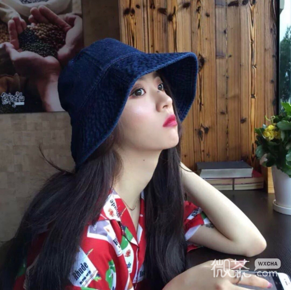 简约清纯微信女生头像