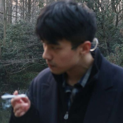 高冷成熟的微信帅气男生头像