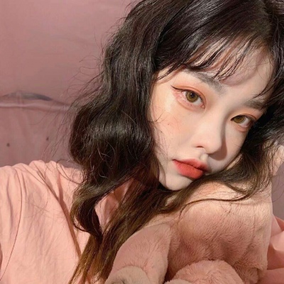 好看颜值高的微信极品女生头像