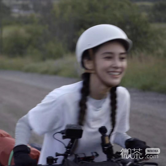 简约清纯微信女生头像