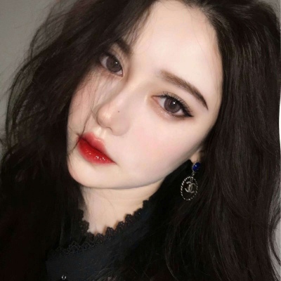 好看颜值高的微信极品女生头像