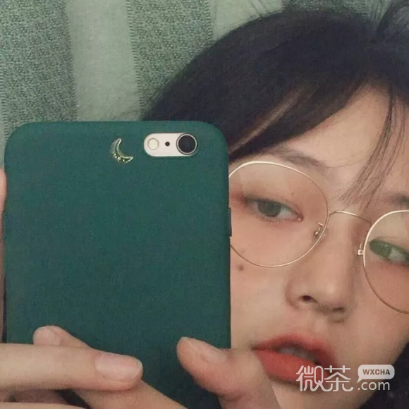 最潮深沉时尚微信女生头像