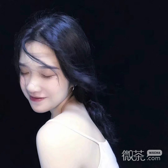 小清新文艺长发迷人微信女生头像