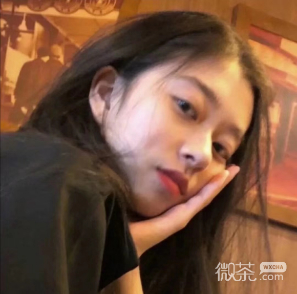 小清新文艺长发迷人微信女生头像