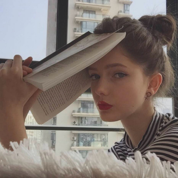 最潮性感微信欧美女生头像