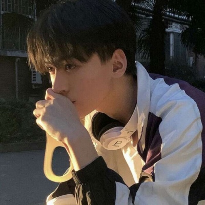 个性潮流的微信时尚男生头像