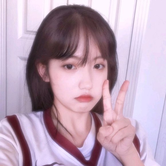 最潮简单优雅微信女生头像