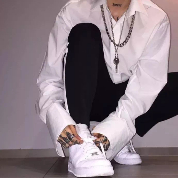 冷酷性感最潮微信男生头像