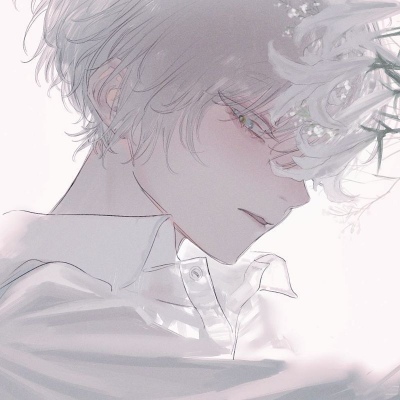 帅气暖男风格的微信动漫男生头像