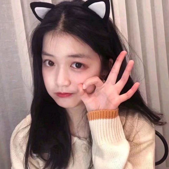 最潮简单优雅微信女生头像