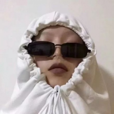 一对两张的微信搞笑沙雕情侣头像